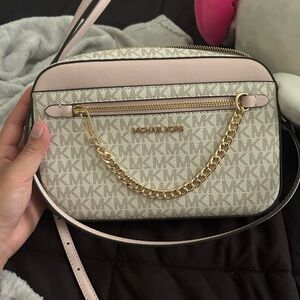 MK jet set large logo crossbody bag